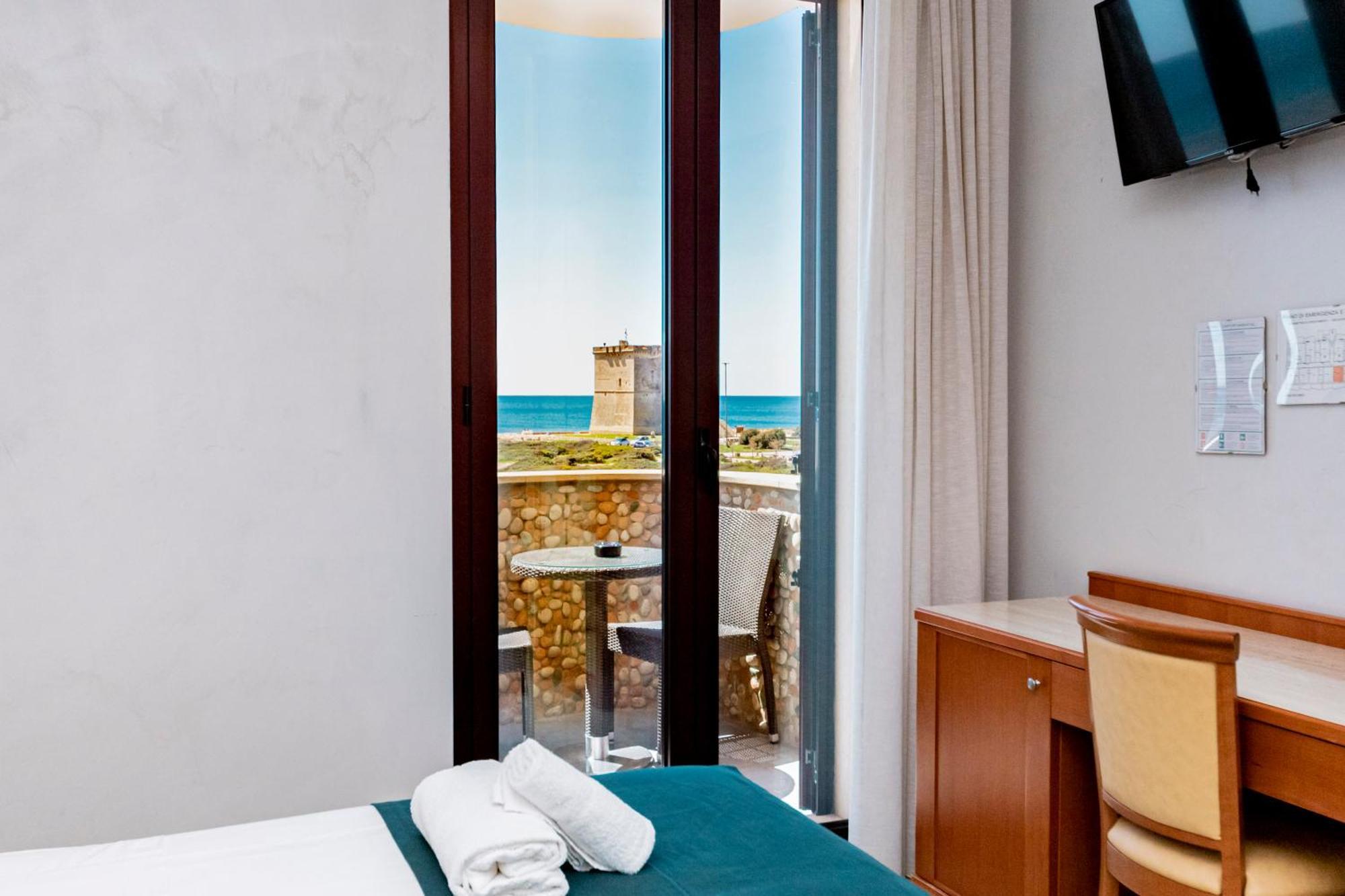 Hotel Alba ตอร์เลลาปิลโล ภายนอก รูปภาพ