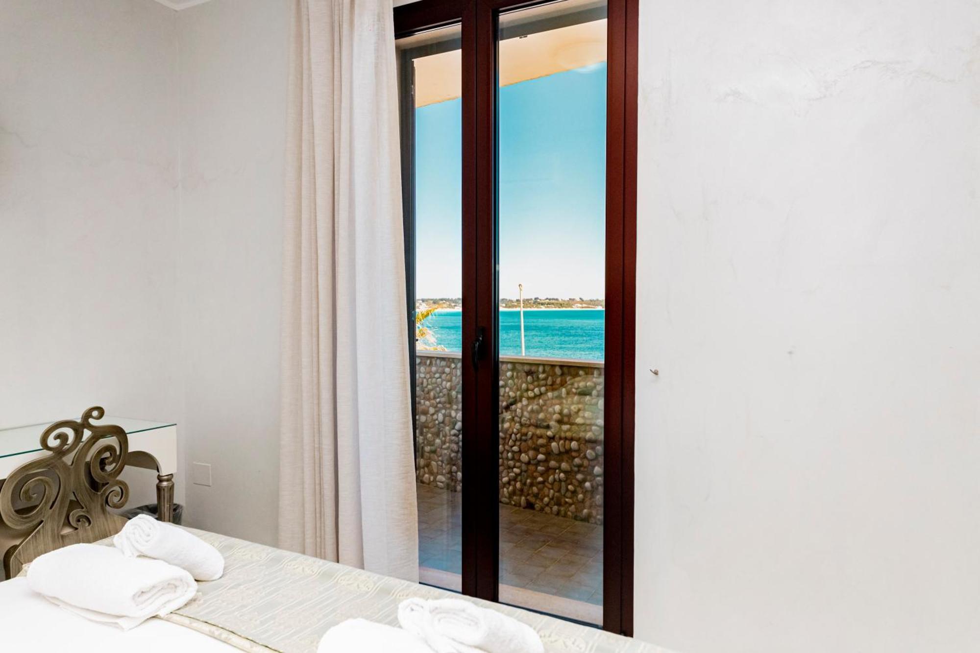 Hotel Alba ตอร์เลลาปิลโล ภายนอก รูปภาพ