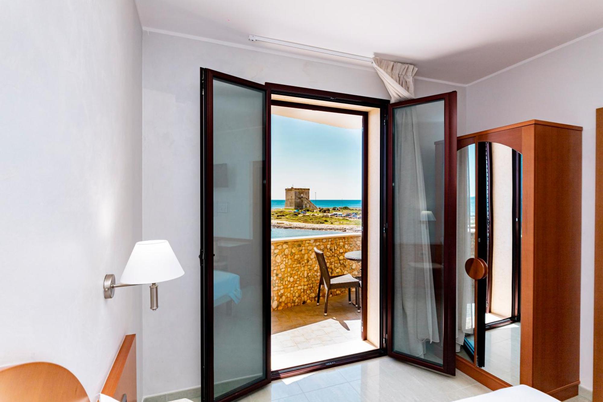 Hotel Alba ตอร์เลลาปิลโล ภายนอก รูปภาพ